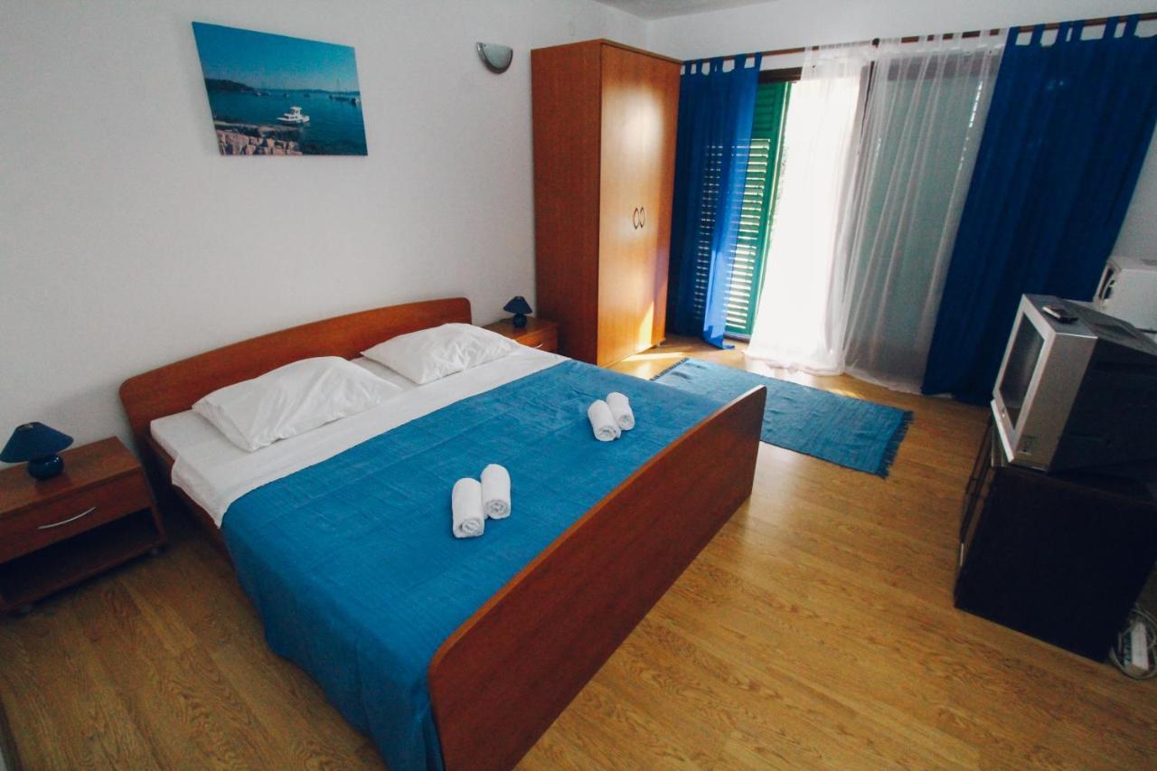 Apartments Gaja Blue Ap Свети свети Филип и Яков Екстериор снимка
