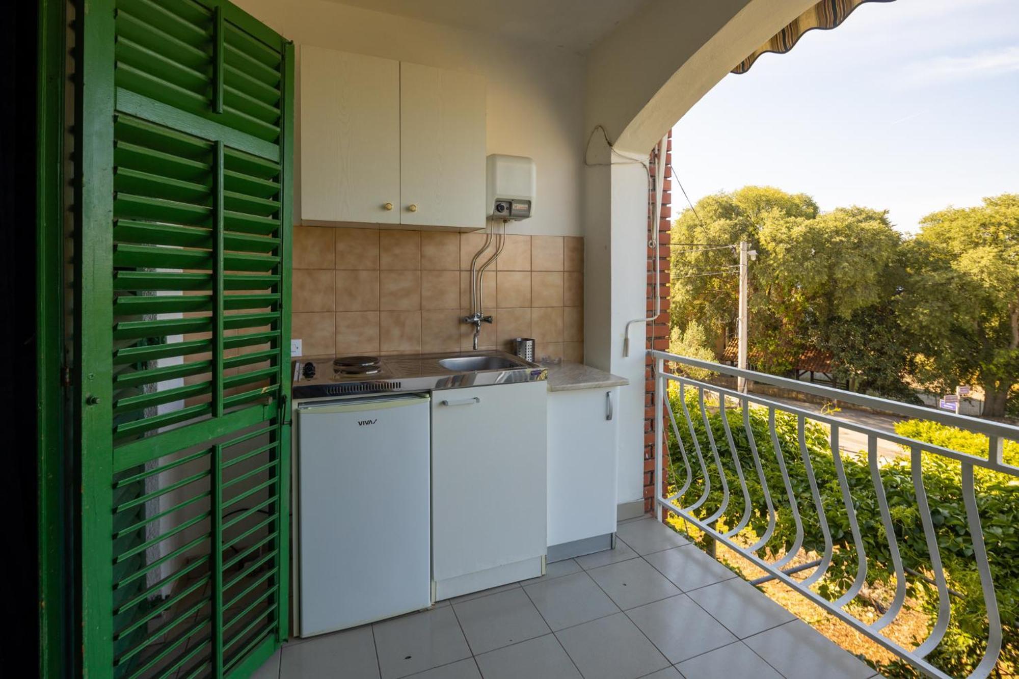 Apartments Gaja Blue Ap Свети свети Филип и Яков Екстериор снимка